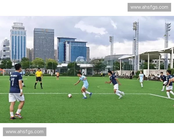 沙特足球劲旅巅峰对决燃动赛场激情时刻全景深度透视震撼瞬间集锦